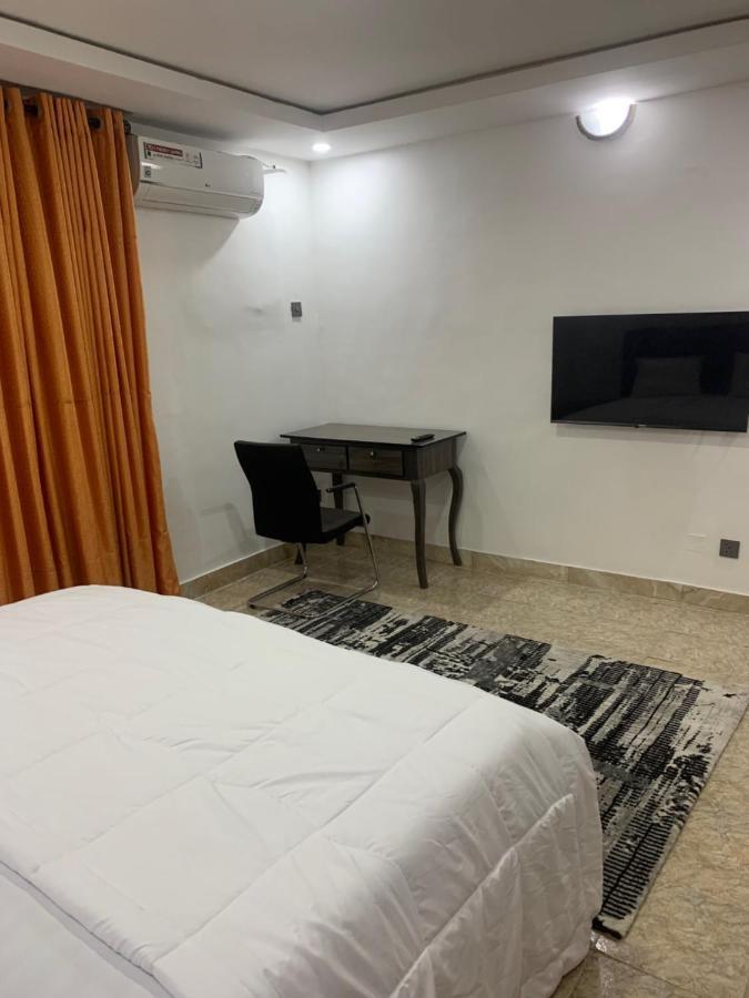 Weena Hotel & Resort Lagos Exterior photo