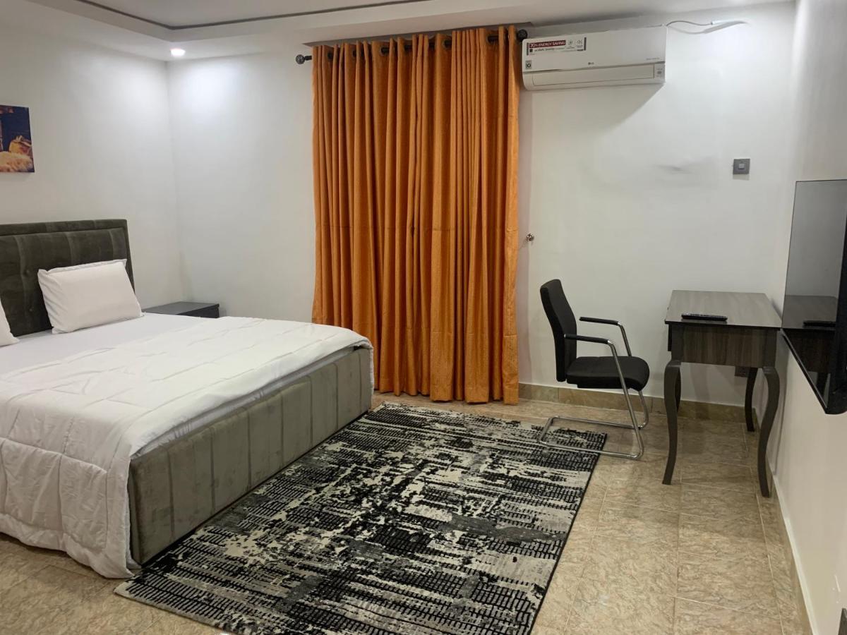 Weena Hotel & Resort Lagos Exterior photo